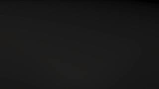 Blonde célibataire en collants se fait du bien