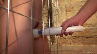 Compilation BDSM avec des femmes attachées !