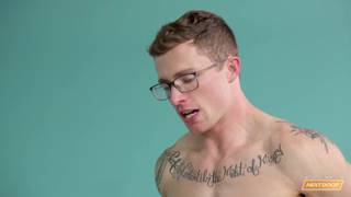 Fellation et Sexe Anal Gay dans un casting porno