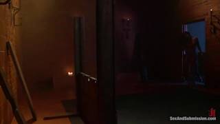 Domination anale pour la belle Tricia Oaks