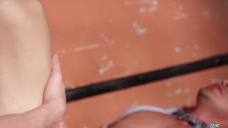 Andrew Stark encule Enrique Romo en missionnaire Anal