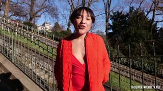 Jolie française montre son corps avant la sodo