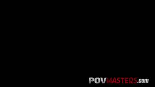 Une MILF qui raffole de la longue bite