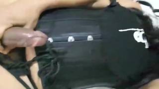 Travesti amateur se branle sur webcam