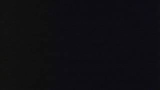 Trois gay asiatiques dévergondés baisent entre eux