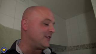 Claire Barre une française avec un bon gros cul