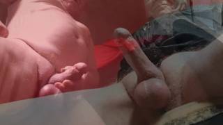 Huit Cumshots par un masturbateur plus âgé