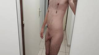 Soumis baillonner s amuse avec ses jouet