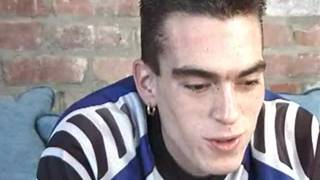 Vito est très confiant quant à la taille de son pénis