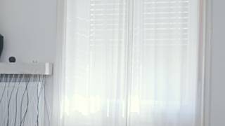 La première fois avec une autre femme pour cette fille timide