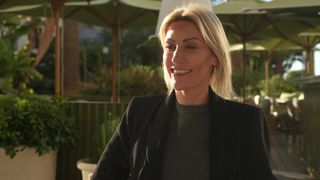 Anouk découvre la fureur sexuelle de Didi !