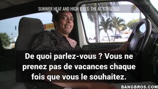 Lisa Ann une vrai salope se tape plusieurs mecs 