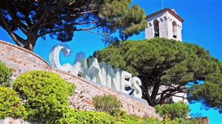 Couple français baise en vacances à Cannes