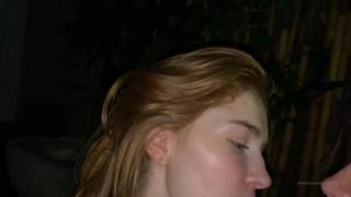 Jia Lissa passe une soirée passionnée avec sa copine dans le jardin