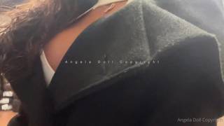 Angela Doll française masquée suce la bite d'un fonctionnaire