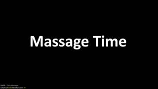 Trans masse son petit ami et plie sa bite pour l'introduire dans son cul