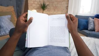 Jack baise la belle Rebecca Volpetti dans un casting interracial