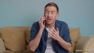 Danny D a besoin de travailler mais Lucy Fox veut qu'il la baise