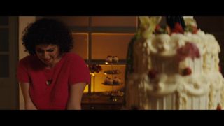 Le guitariste baisant fort la brune MILF au mariage