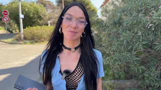 La Française Marina essaie un plan à trois pour la première fois !