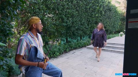 Jasmine se tape un black TTBM en vacance
